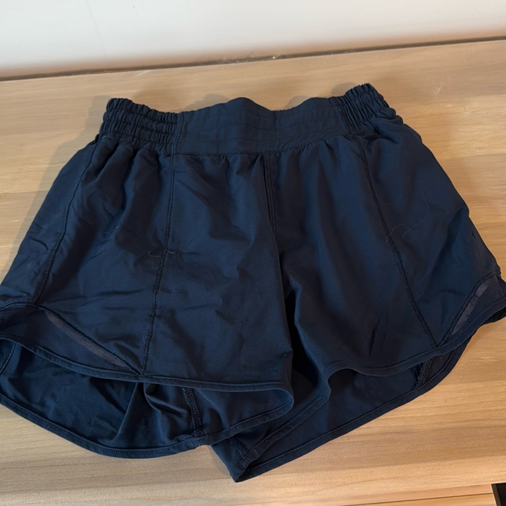 Mid rise track that Lululemon shorts